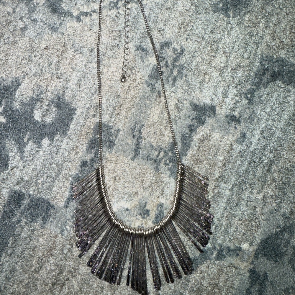 Elegant Silver Fringe Necklace